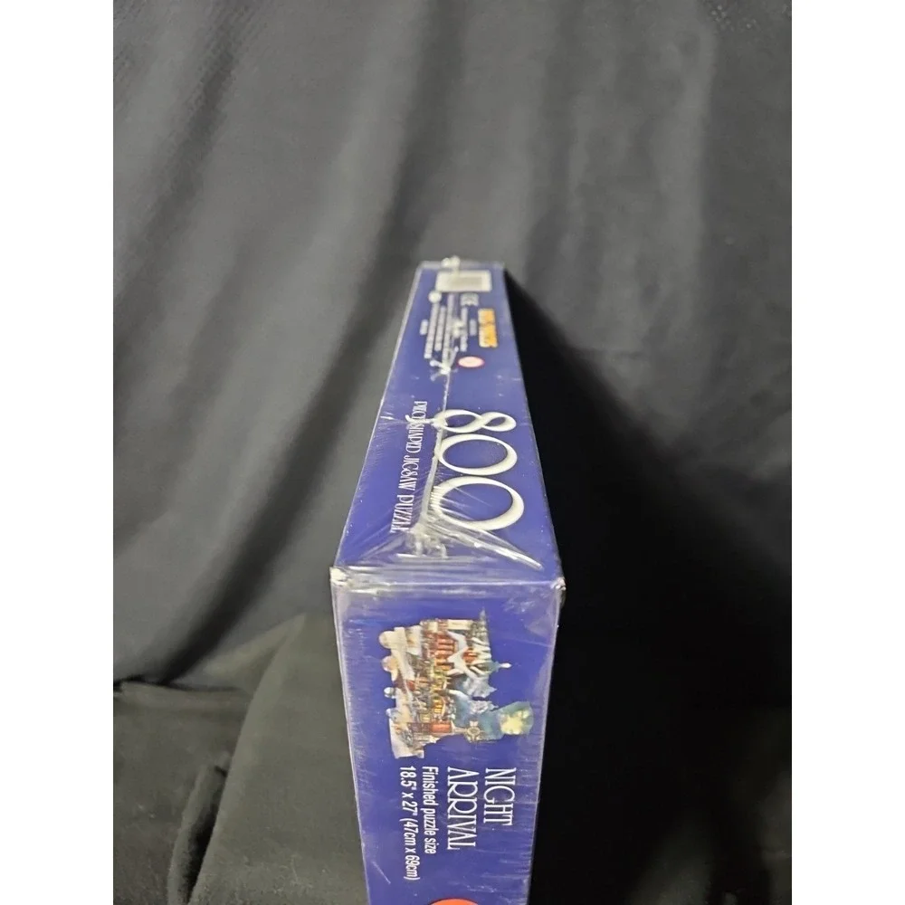 NIGHT ARRIVAL 800 Piece Train Shaped Jigsaw Puzzle Bits &‎ Pieces Factory Sealed